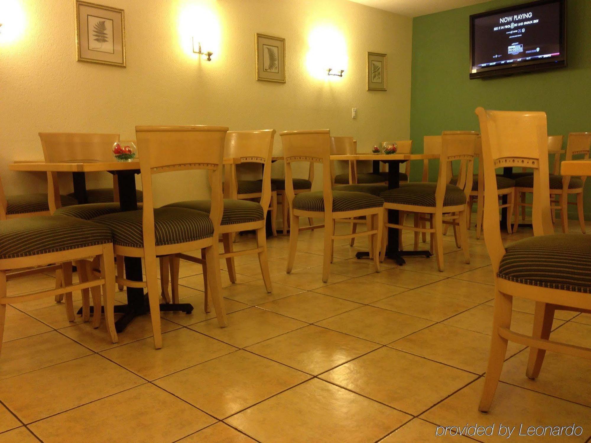 哈里森堡华美达酒店 外观 照片